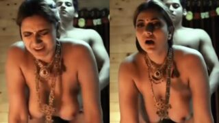 Sexy boobs bhabhi banged in wedding night